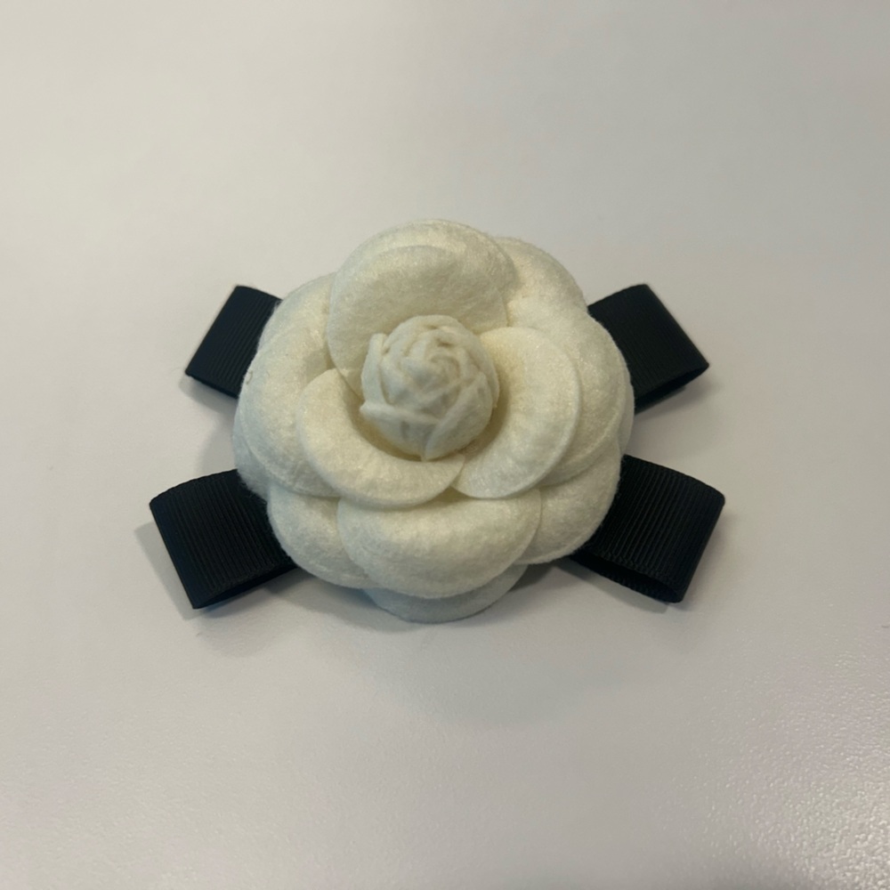 Elegant Black and White Felt Camelia Brooch/Pin NWOT